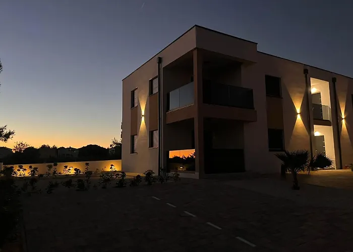 Διαμέρισμα Flip Flop *