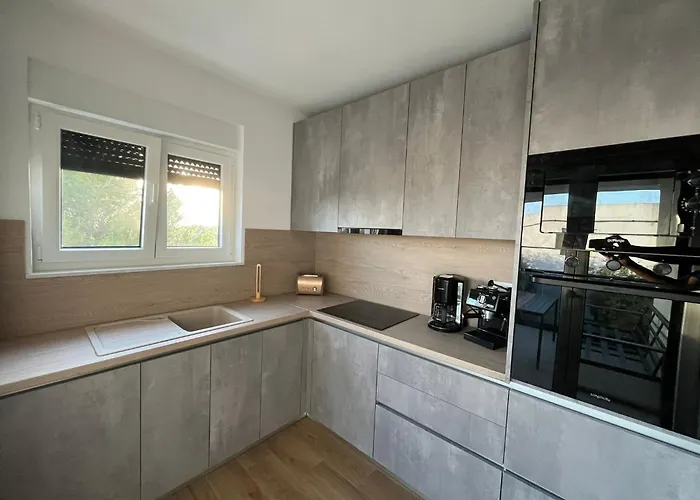 Διαμέρισμα Flip Flop Vir