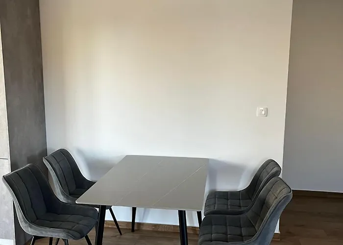 Flip Flop Διαμέρισμα *