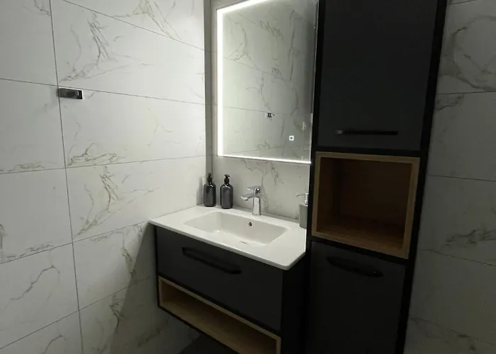 Flip Flop Διαμέρισμα *